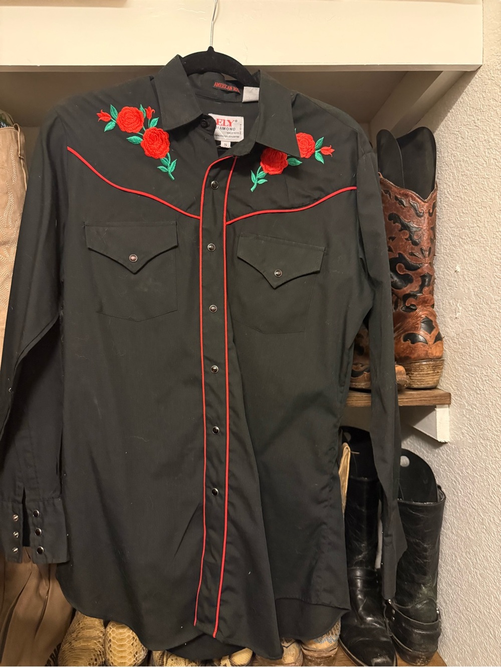 ELY Diamond Supply Co. Black Western Shirt with Red Rose Embroidery